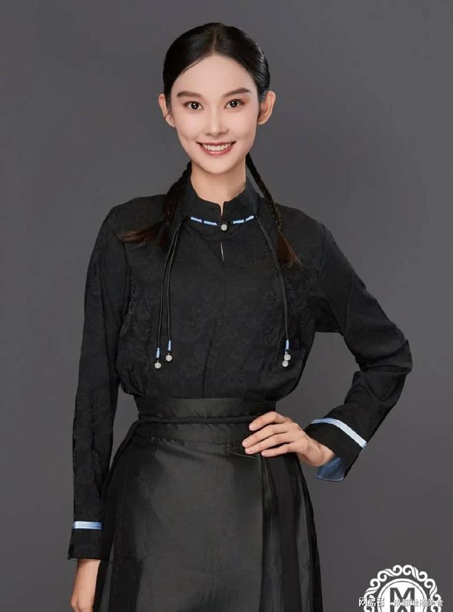 姐中国区总冠军原来是她！爱游戏app入口世界小(图3)