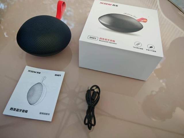 声西圣便携蓝牙小音箱上手简评爱游戏app还原自然音场的美(图3)
